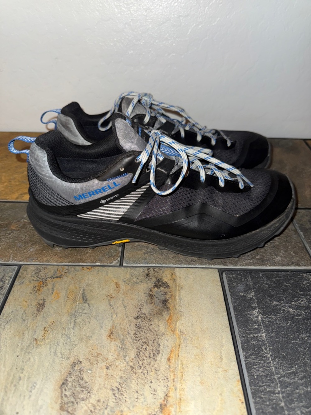 Merrell MQM 3 w/Gore-Tex Men’s Black and Gray Shoes with Blue Accents 9